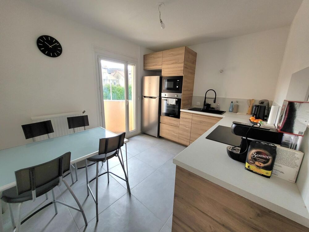 T3 refait à neuf, DPE C,chauffage individuel, 2 balcons.