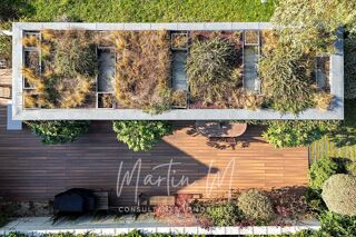  Maison à louer 8 pièces 184 m²