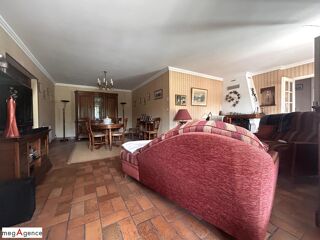  Maison à vendre 10 pièces 214 m²