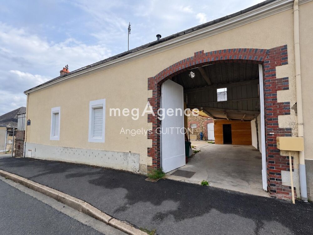 Maison de caractère avec dépendances à 25 min du Mans