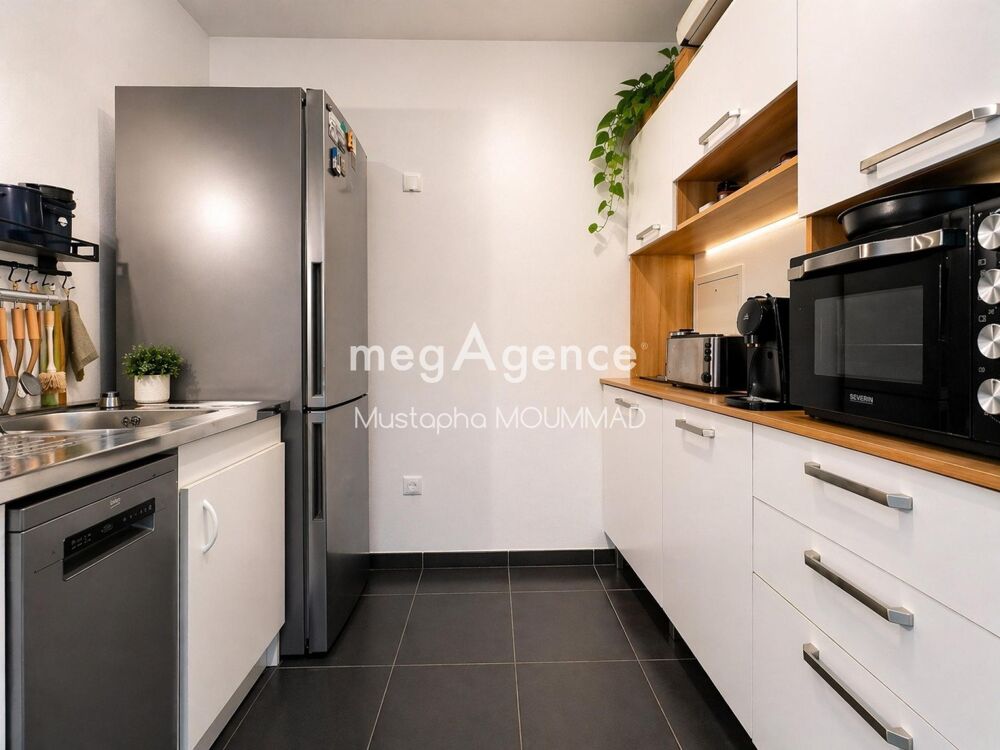Mantes La Jolie Cour des Dames - T2 centre ville.