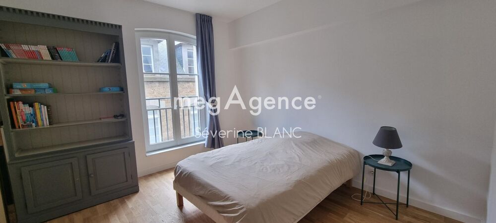 A vendre Saint-Malo intra-muros, beau duplex lumineux de 118 m2, 3 chambres.