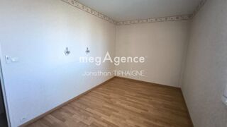  Appartement � vendre 4 pi�ces 80 m�