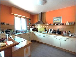  Maison  vendre 6 pices 128 m