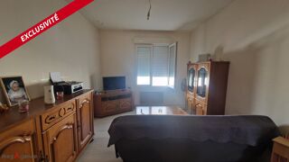  Immeuble � vendre 79 m�