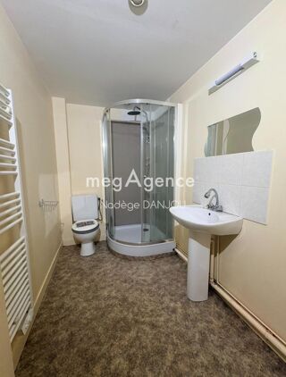  Immeuble � vendre 133 m�