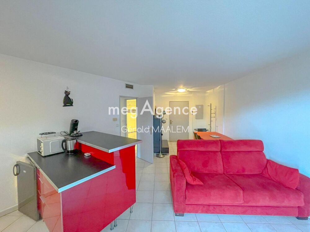 Appartement 2 pièces avec terrasse et Garage à Cavalaire-sur-Mer