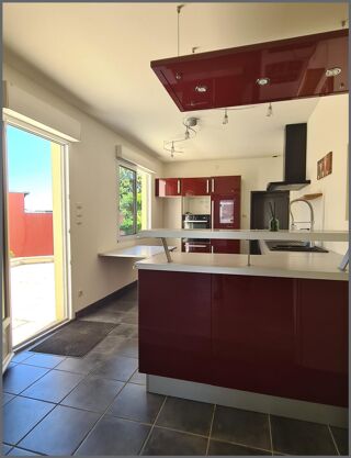  Maison  vendre 9 pices 128 m