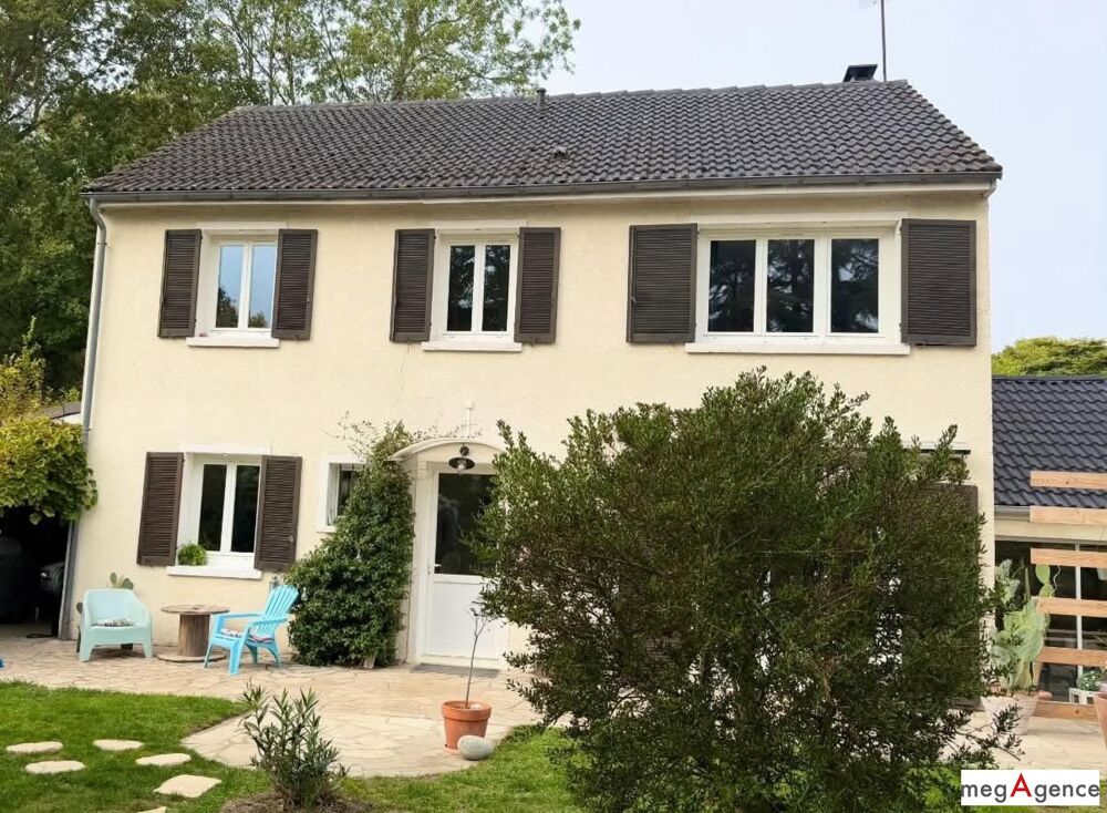 Vente Maison Maison individuelle 157 m² A Maule 78580 - 5 chambres • Jardin • Terrasse plein sud • Gare à pied 5' Maule
