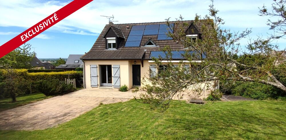 Maison familiale de 5 chambres avec sous-sol complet et terrain arboré