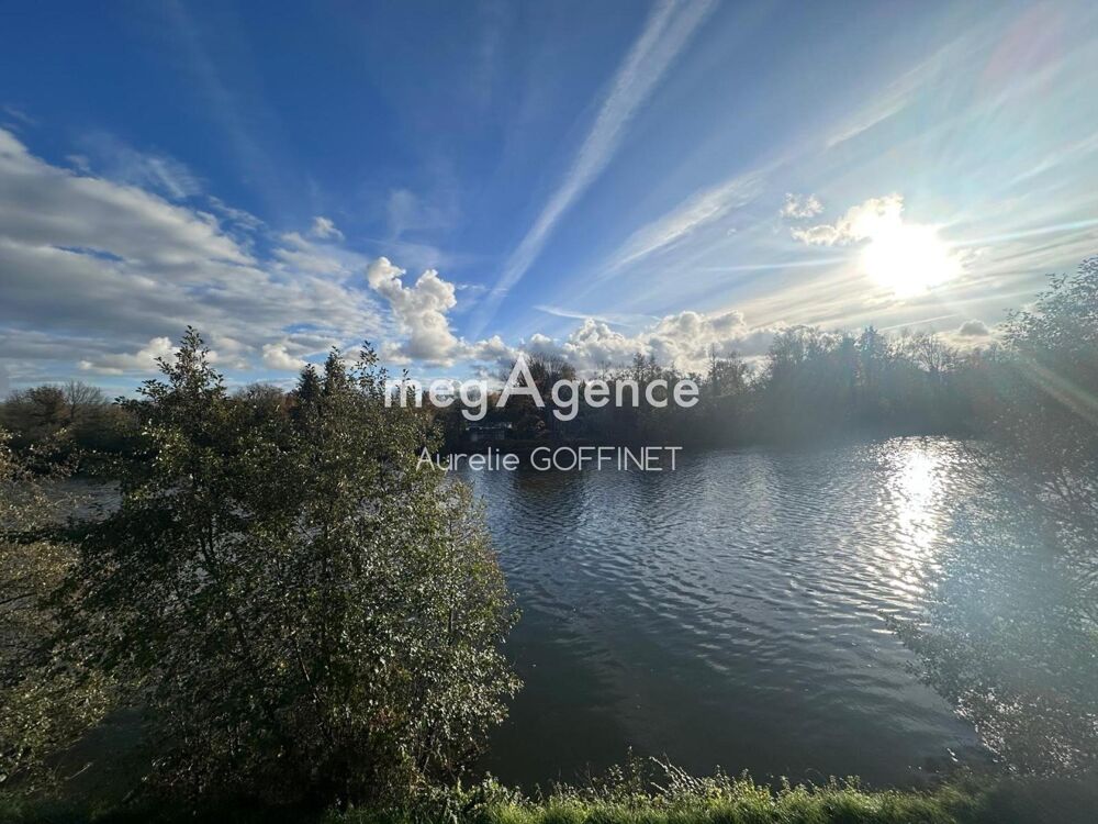 À vendre  Maison à Laroche, Saint-cidroine  Vue imprenable sur L'yonne
