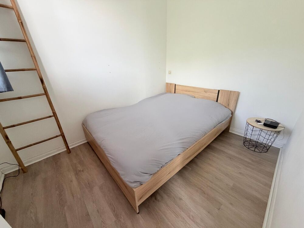 Vente Appartement Appartement T2 – Dernier étage – Immeuble de caractère – Vue dégagée Lille