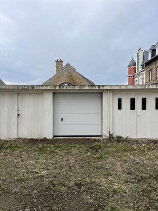  Parking / Garage  vendre 16 m