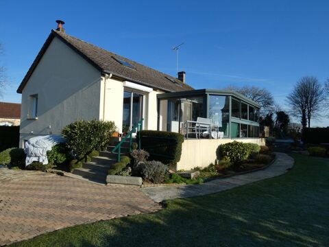   Livaie:Pavillon de 134m2 habit (5ch) sur 1906m2 te Maison - 8 pi�ce(s) - 134 m�