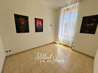  Maison  vendre 8 pices 220 m