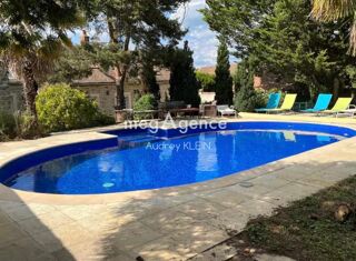  Maison � vendre 6 pi�ces 211 m�