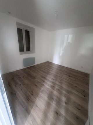  Appartement à louer 3 pièces 65 m²