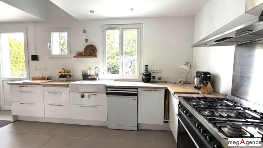 Vente Maison Maison individuelle 157 m² A Maule 78580 - 5 chambres • Jardin • Terrasse plein sud • Gare à pied 5' Maule