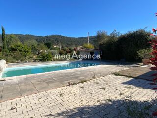  Maison à vendre 10 pièces 210 m²