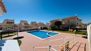  Villa � vendre 4 pi�ces 99 m� Rojales