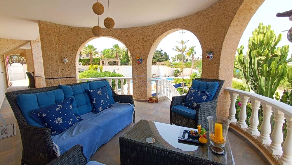 � vendre  Villa Almorad�