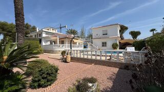  Villa � vendre 4 pi�ces 138 m� Rojales