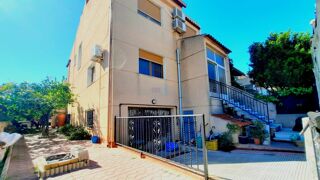  Maison � vendre 6 pi�ces 245 m� Almorad�