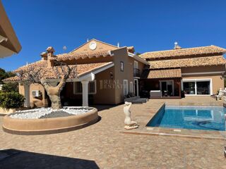  Villa à vendre 8 pièces 960 m² Nucia (la)
