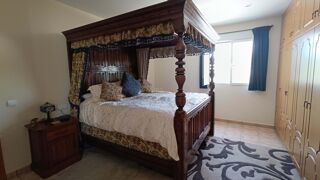  Villa à vendre 4 pièces 302 m² Bufali