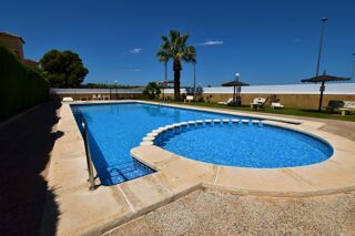  Villa � vendre 4 pi�ces 104 m� Algorfa