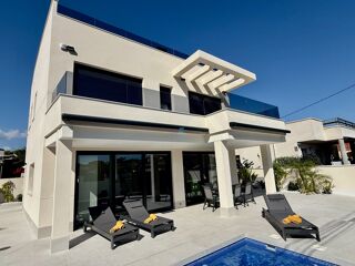  Villa � vendre 5 pi�ces 157 m� San fulgencio