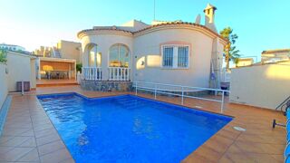  Villa � vendre 4 pi�ces 108 m� Rojales