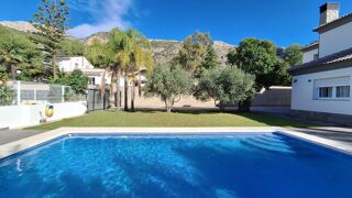  Villa � vendre 5 pi�ces 271 m� Barx