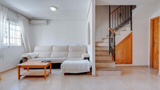  Maison � vendre 4 pi�ces 91 m� Torrevieja