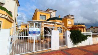  Villa � vendre 4 pi�ces 98 m� Algorfa