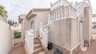  Villa � vendre 4 pi�ces 87 m� Rojales