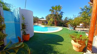  Villa � vendre 5 pi�ces 196 m� Daya nueva