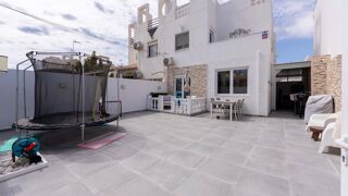  Maison  vendre 4 pices 89 m Torrevieja