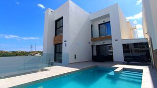  Villa � vendre 6 pi�ces 214 m� Rojales