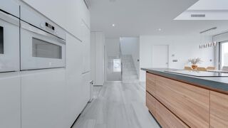  Villa � vendre 4 pi�ces 208 m� Orihuela