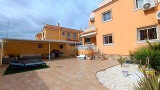  Villa � vendre 4 pi�ces 105 m� Rojales