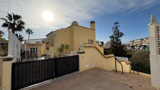  Villa � vendre 4 pi�ces 127 m� Orihuela