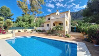  Villa à vendre 5 pièces 182 m² Barx