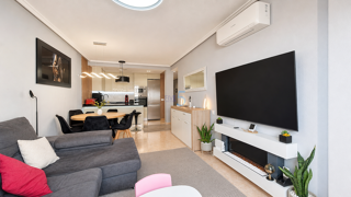  Appartement � vendre 4 pi�ces 94 m� Torrevieja