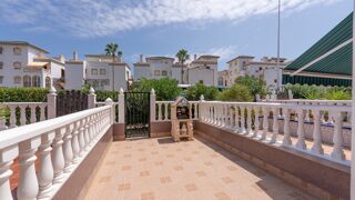  Maison � vendre 4 pi�ces 107 m� Torrevieja