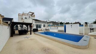  Villa � vendre 3 pi�ces 105 m� Torrevieja
