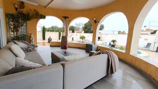  Villa � vendre 4 pi�ces 148 m� Torrevieja
