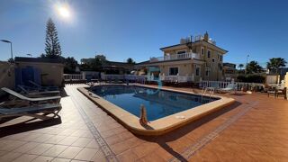 Maison 7 pièces 336 m² · à Robert-Espagne · 336 m² · 577 000 €
