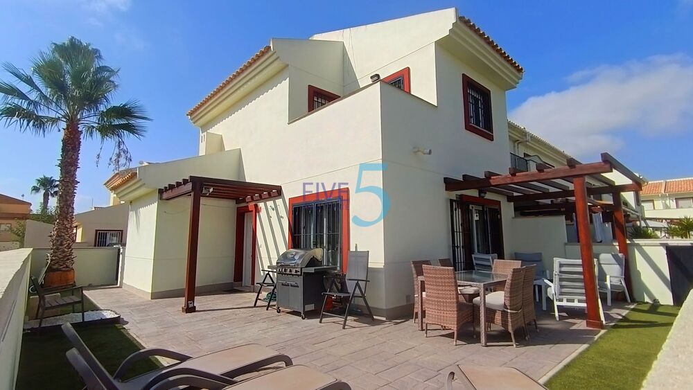 Maison 4 pièces 114 m² · à Espagne · 114 m² · 265 000 €
