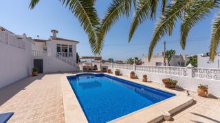  Villa � vendre 4 pi�ces 150 m� Orihuela